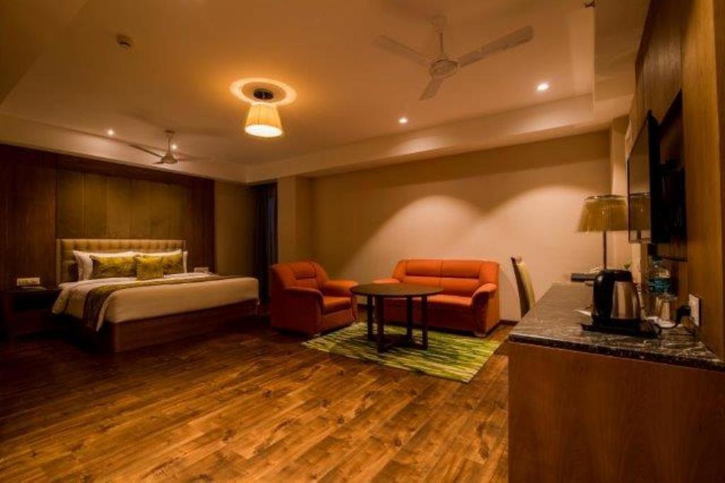Lemon Tree Hotel Siliguri Exterior foto